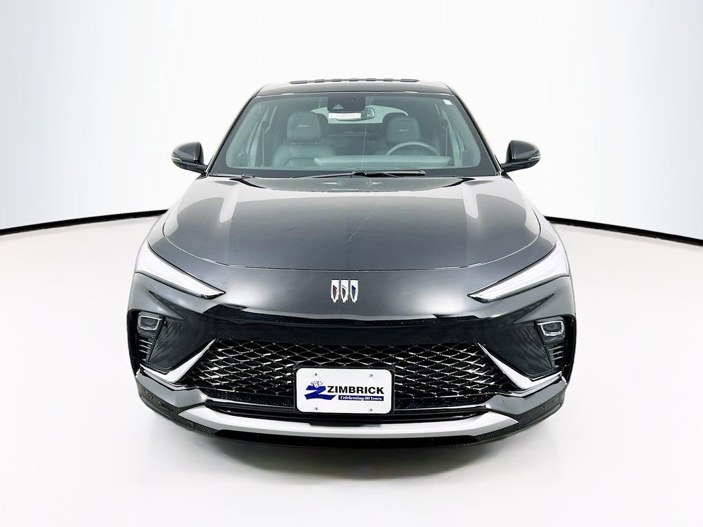 New 2026 Buick Envista Avenir FWD image 2