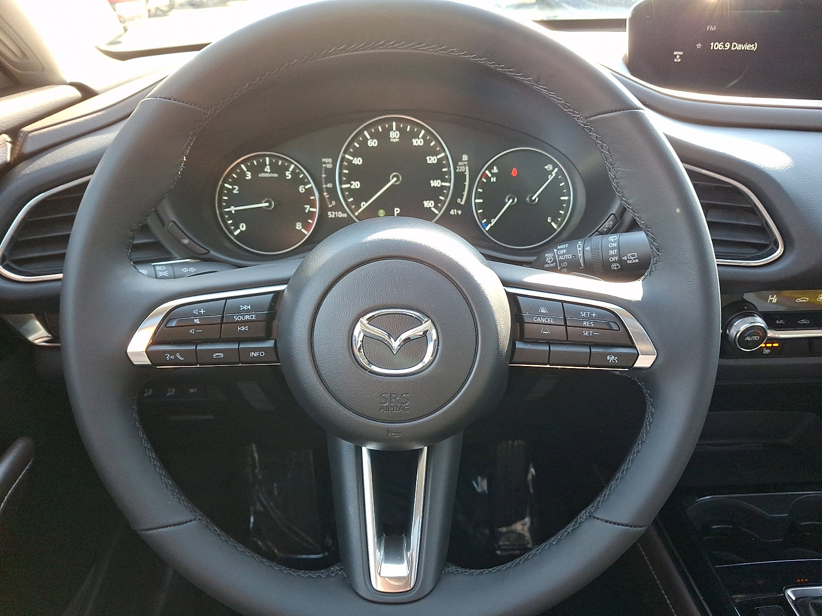 Certified 2025 MAZDA CX-30 AWD 2.5 S w/ Premium Package image 18