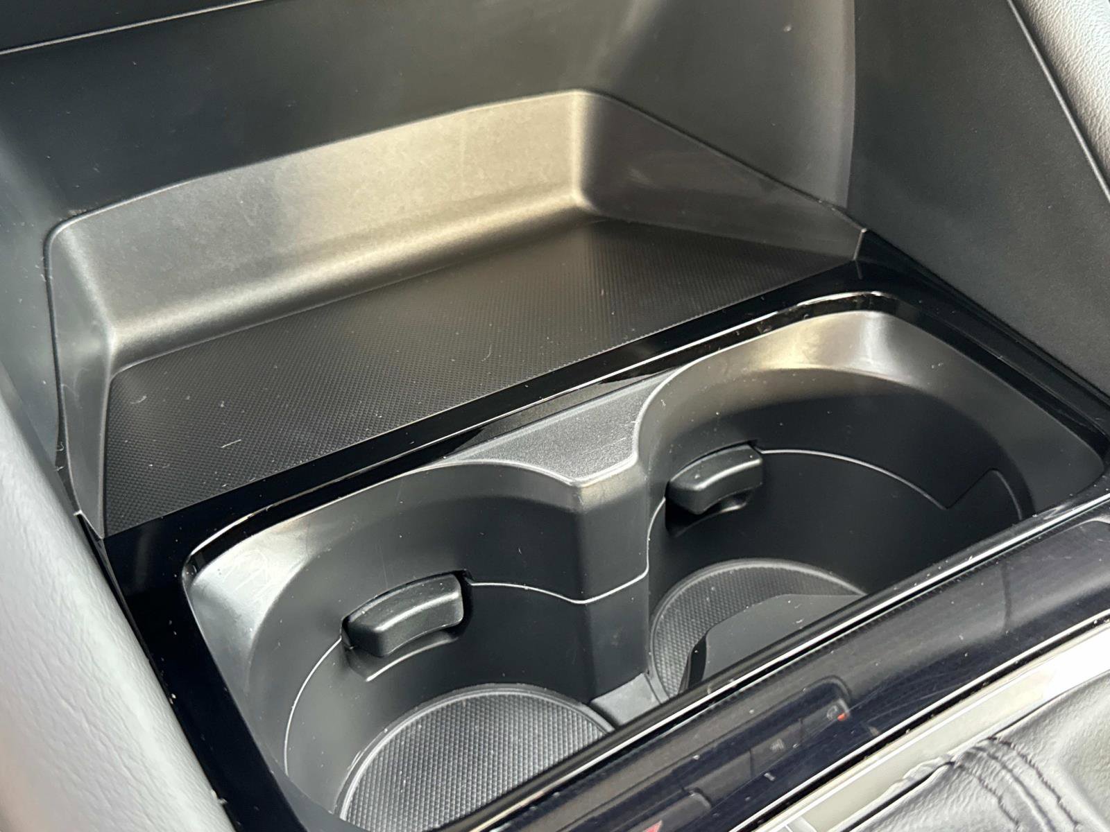 Used 2024 MAZDA MAZDA3 s image 26