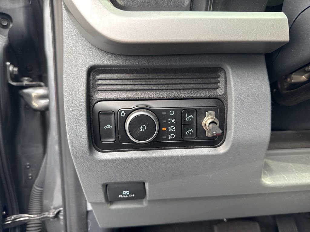 Used 2024 Ford F250 XL w/ STX Appearance Package AWD/4WD image 9