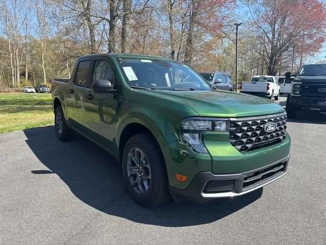 New 2025 Ford Maverick XLT FWD image 4