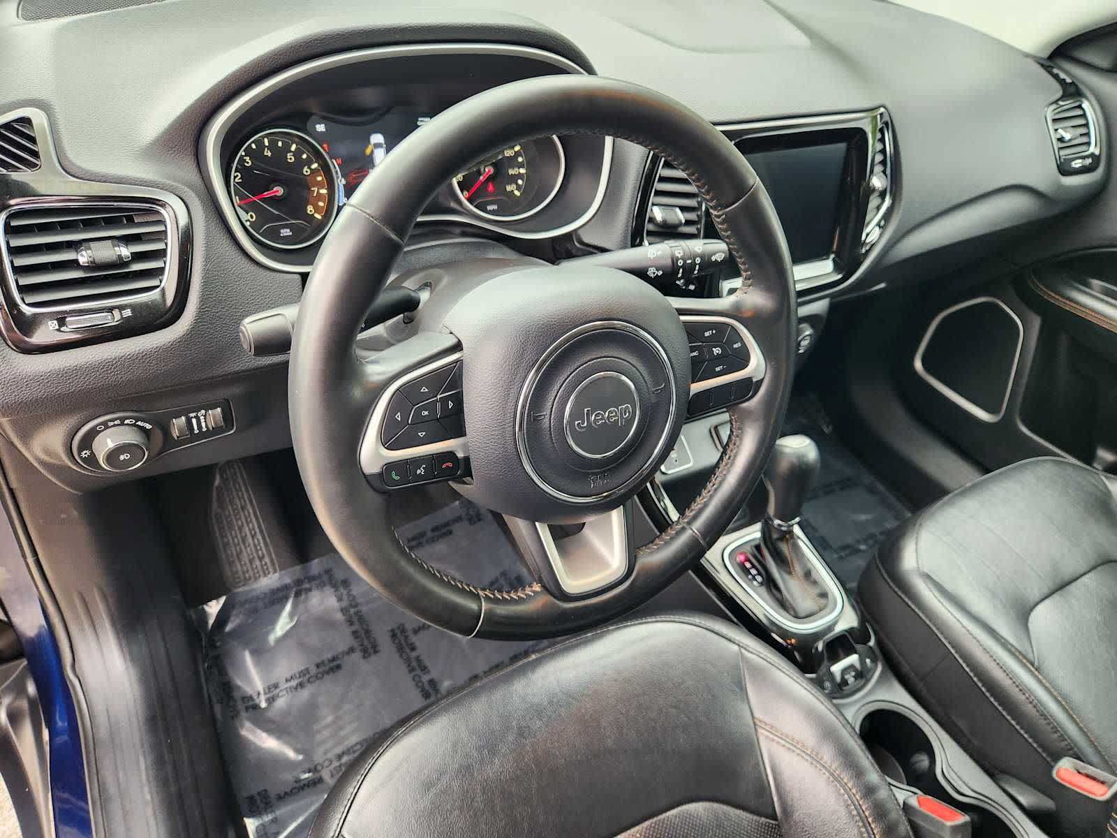 Used 2019 Jeep Compass Limited FWD image 2