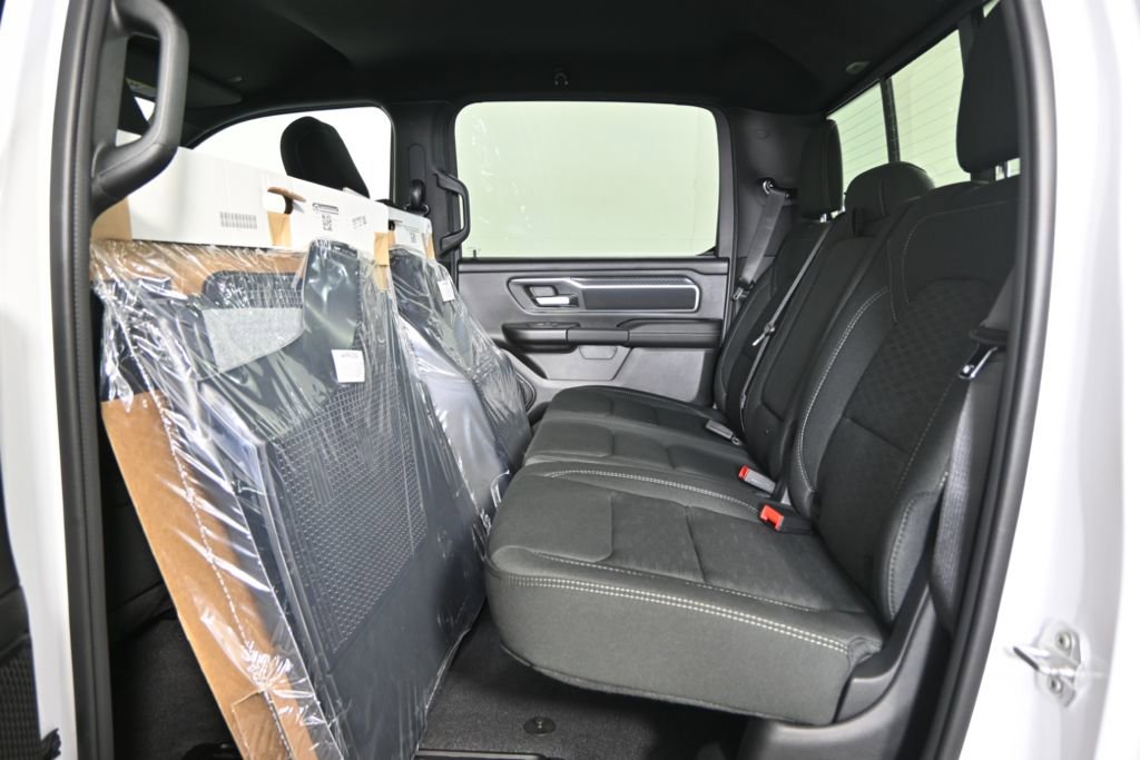Used 2025 RAM 1500 Big Horn AWD/4WD image 17
