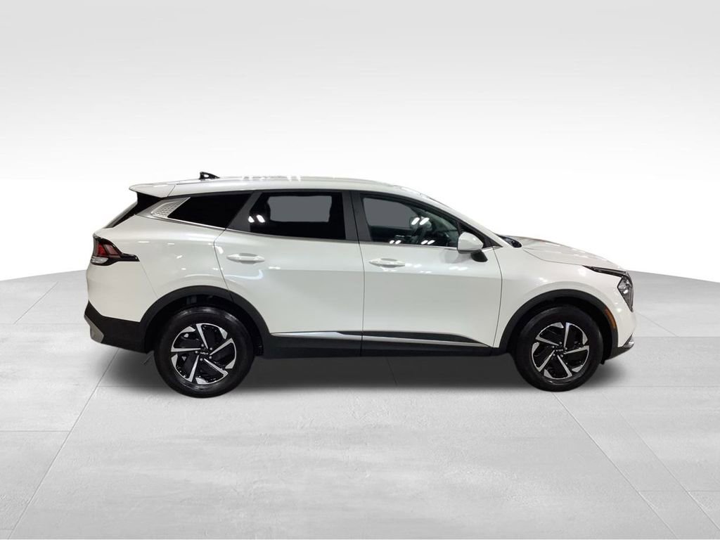Certified 2023 Kia Sportage LX image 10