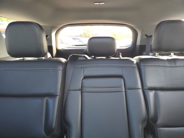 Used 2021 Ford Explorer XLT w/ Equipment Group 202A AWD/4WD image 13