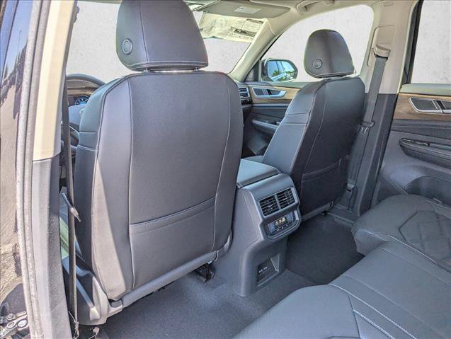 New 2026 Volkswagen Atlas SE FWD image 23