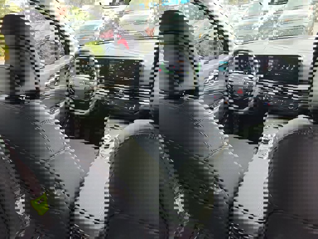 New 2026 Kia Sportage EX w/ EX Panoramic Sunroof Package image 13