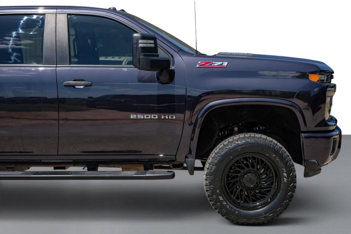 Used 2024 Chevrolet Silverado 2500 Custom w/ Custom Value Package AWD/4WD image 8