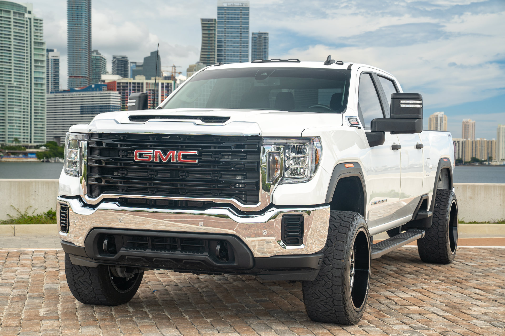 Used 2023 GMC Sierra 2500 Pro w/ Convenience Package AWD/4WD image 15