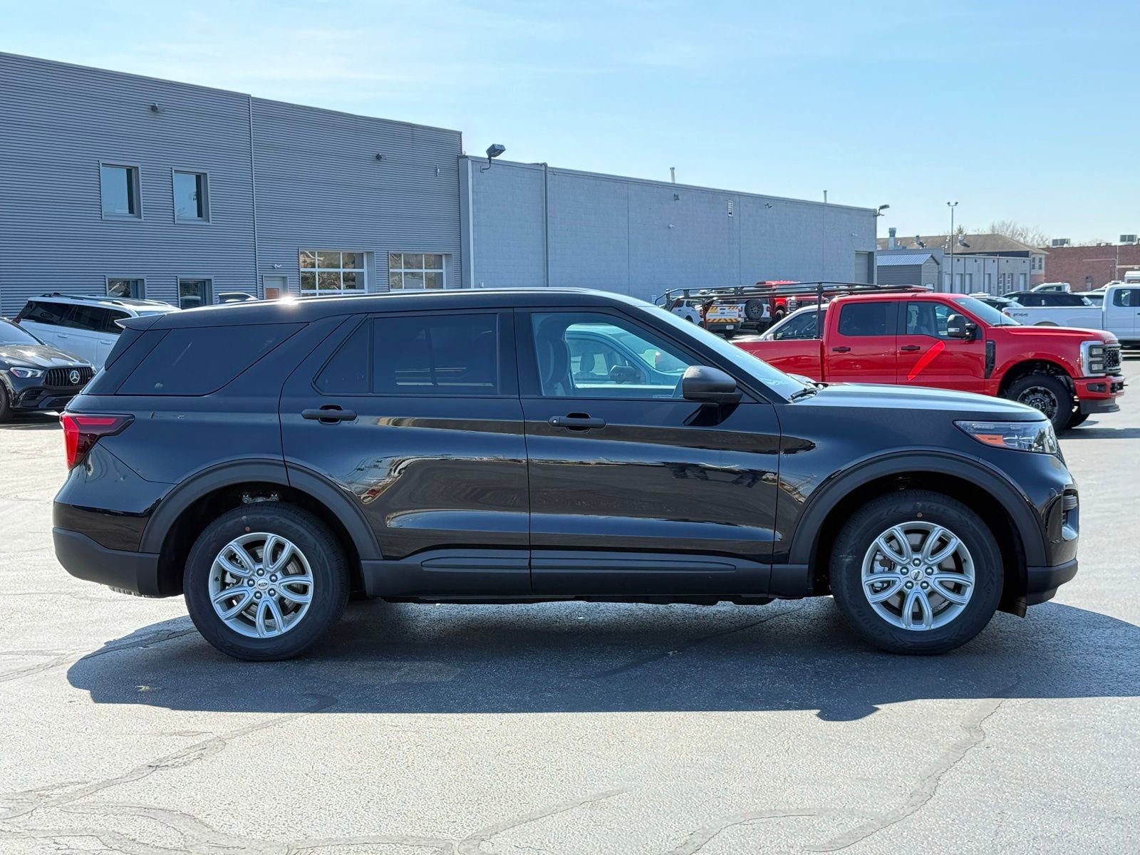 New 2025 Ford Explorer 4WD Police Interceptor w/ Police Upgrade Package image 9