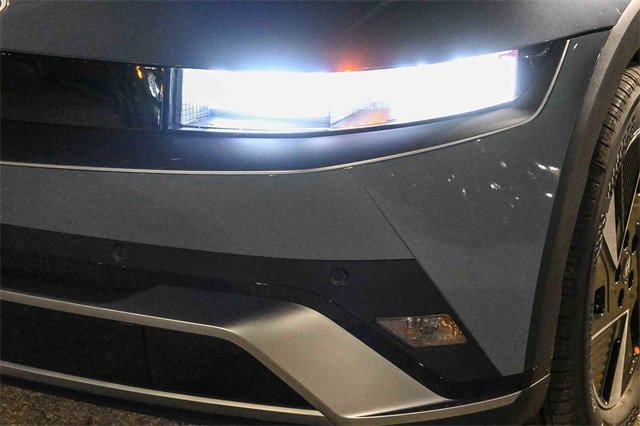 New 2026 Hyundai Ioniq 5 SEL image 12