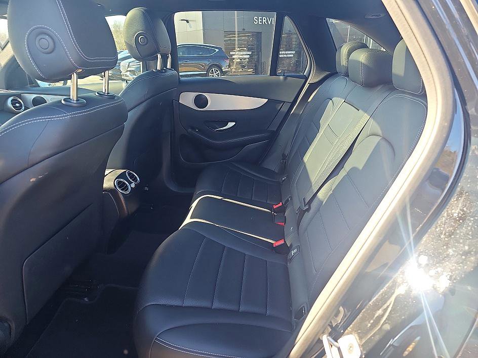 Used 2022 Mercedes-Benz GLC 300 image 27