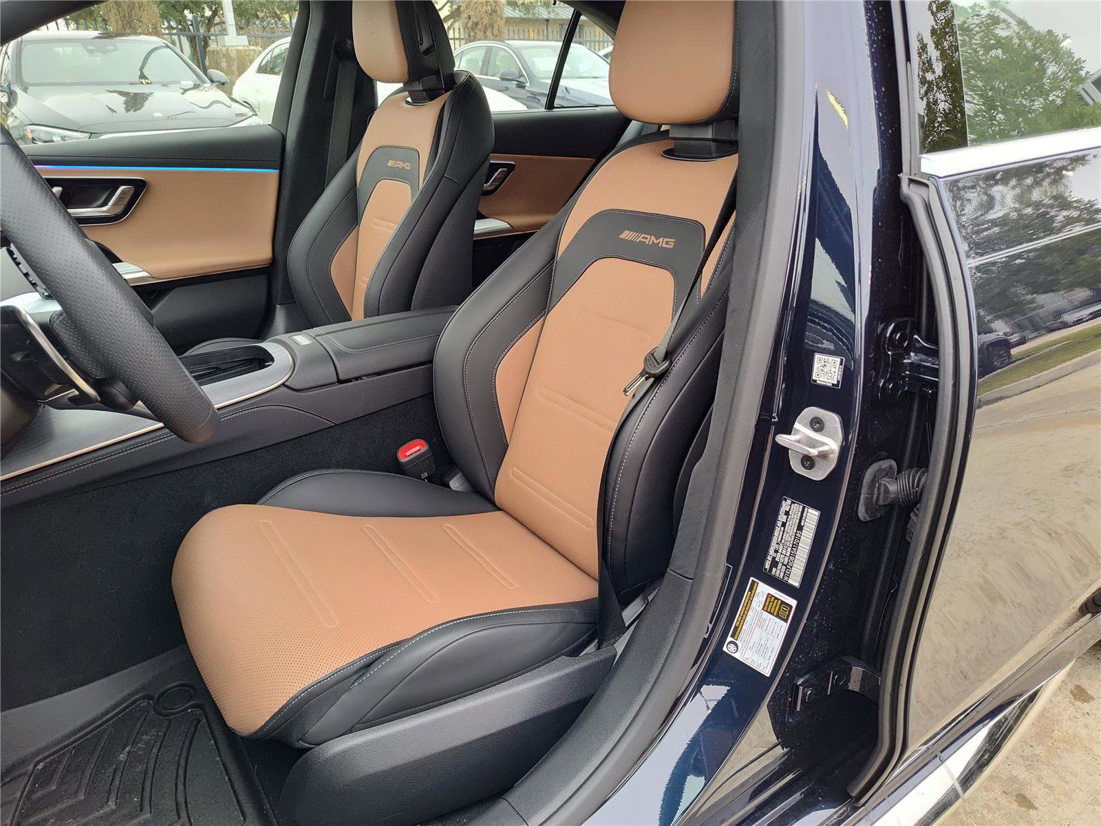 Used 2025 Mercedes-Benz E 53 AMG e 4MATIC Sedan image 16