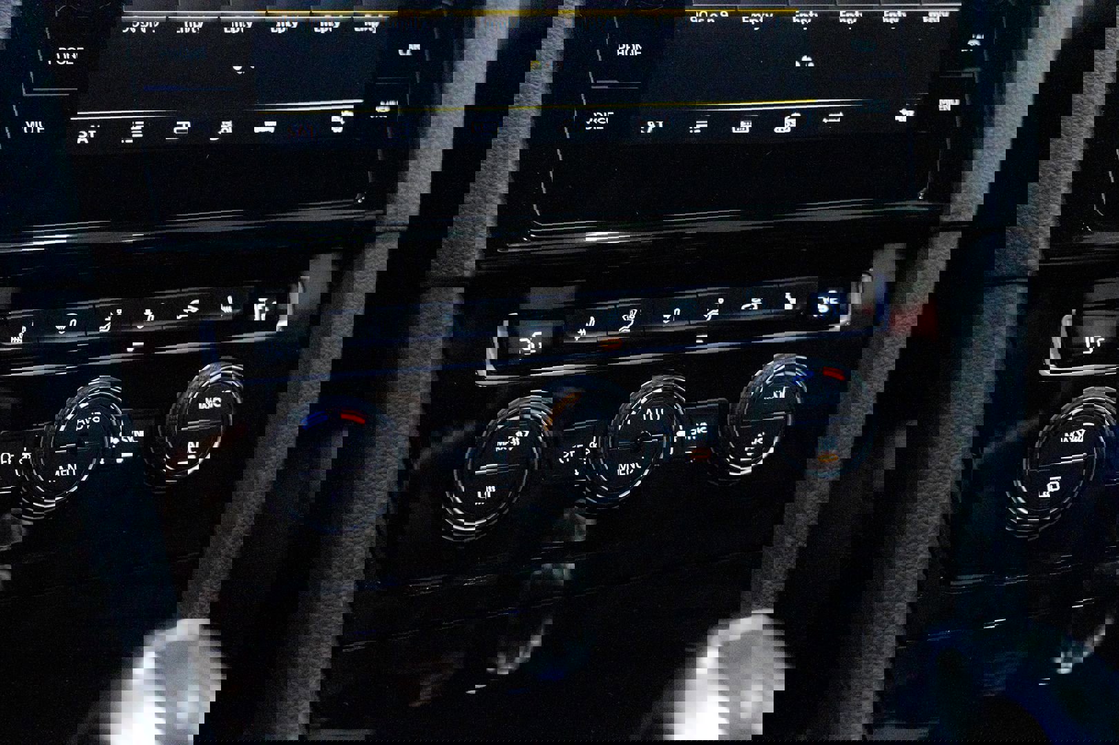 Used 2018 Volkswagen Golf 4-Door image 43