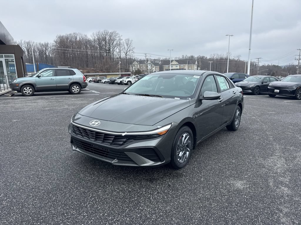 New 2026 Hyundai Elantra Hybrid