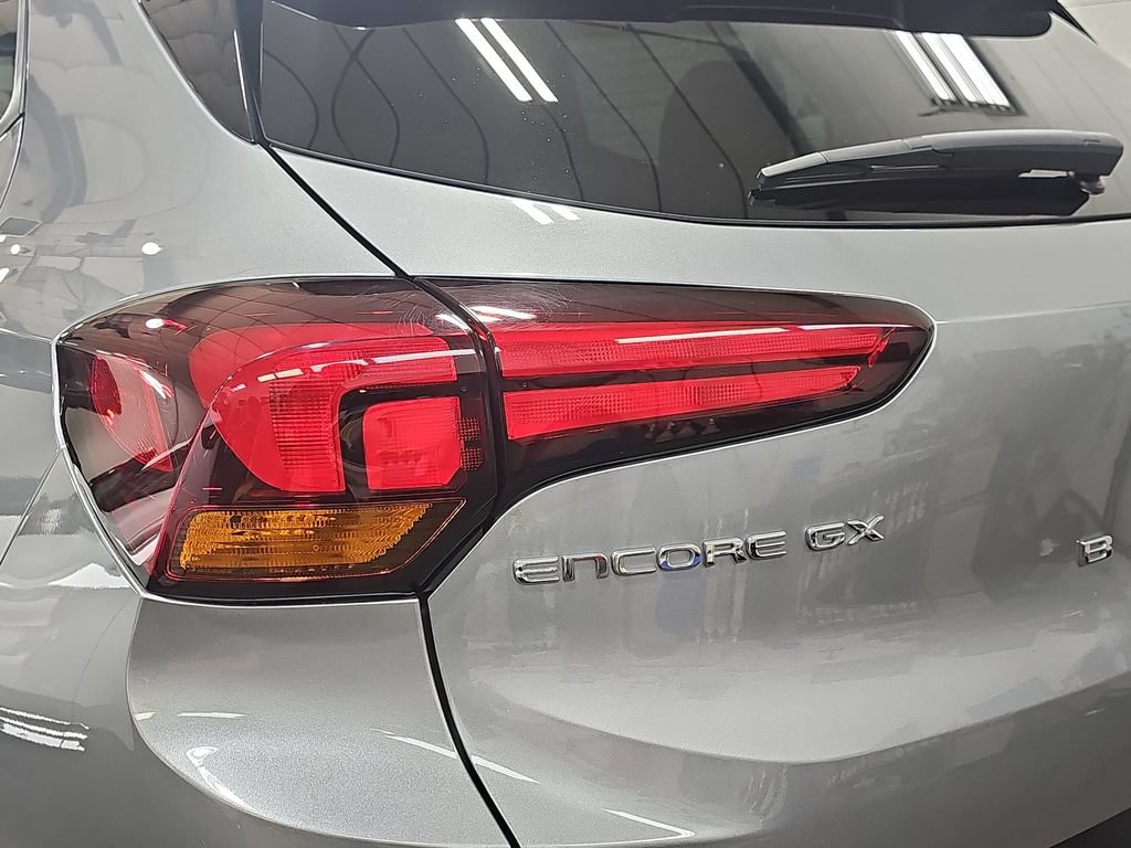 Certified 2025 Buick Encore GX Preferred w/ Comfort Package FWD image 38
