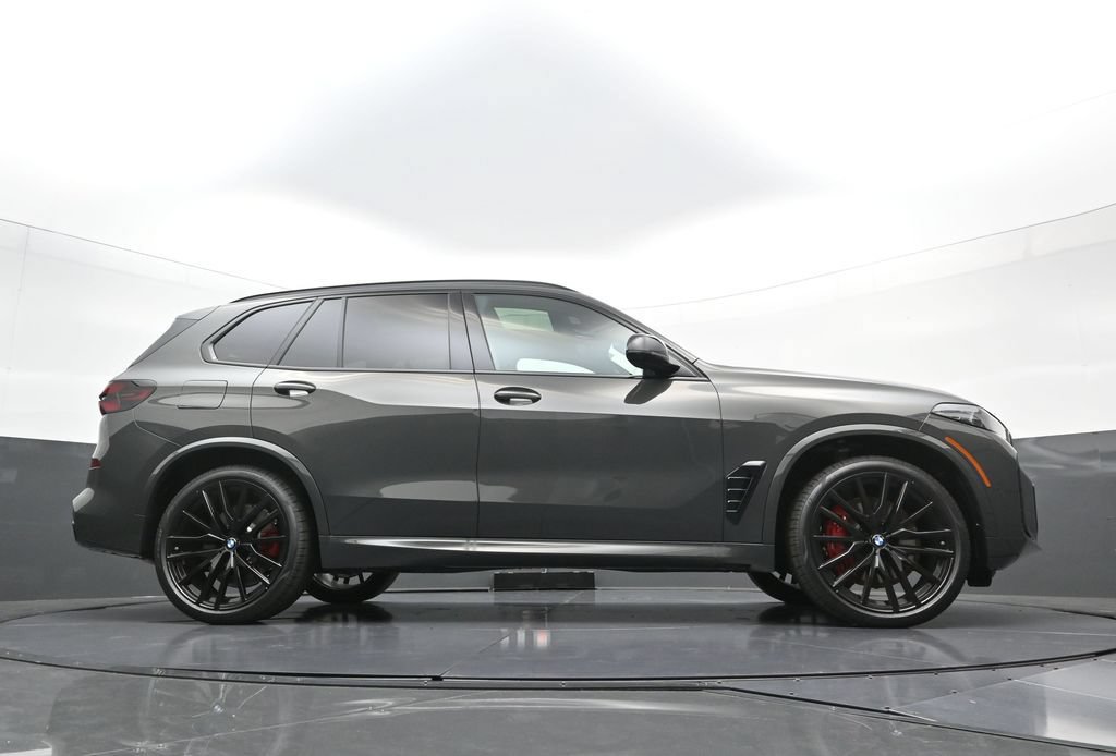 New 2026 BMW X5 M60i AWD/4WD image 30