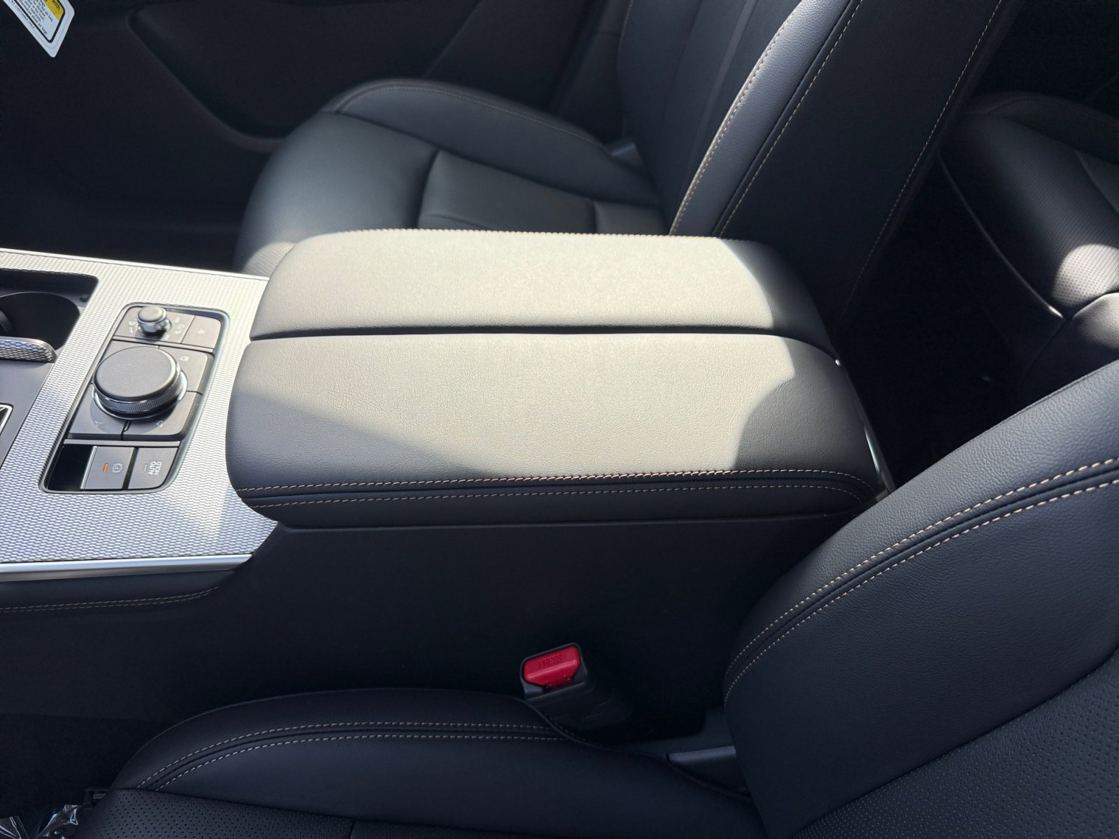 New 2026 MAZDA CX-90 3.3 Turbo w/ Preferred Package AWD/4WD image 14