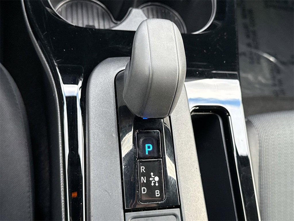Used 2024 Toyota Prius LE image 21