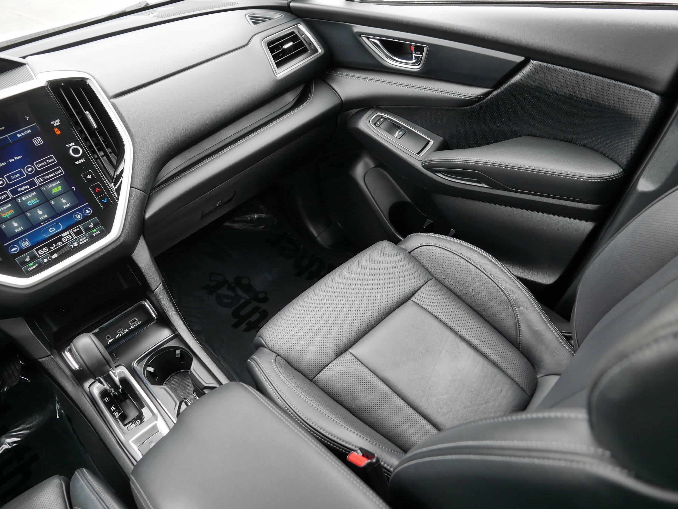 Used 2023 Subaru Ascent Limited image 11
