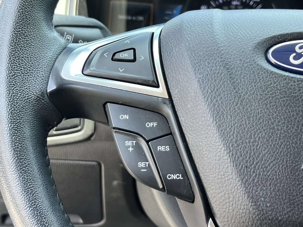 Used 2023 Ford Edge SEL AWD/4WD image 21