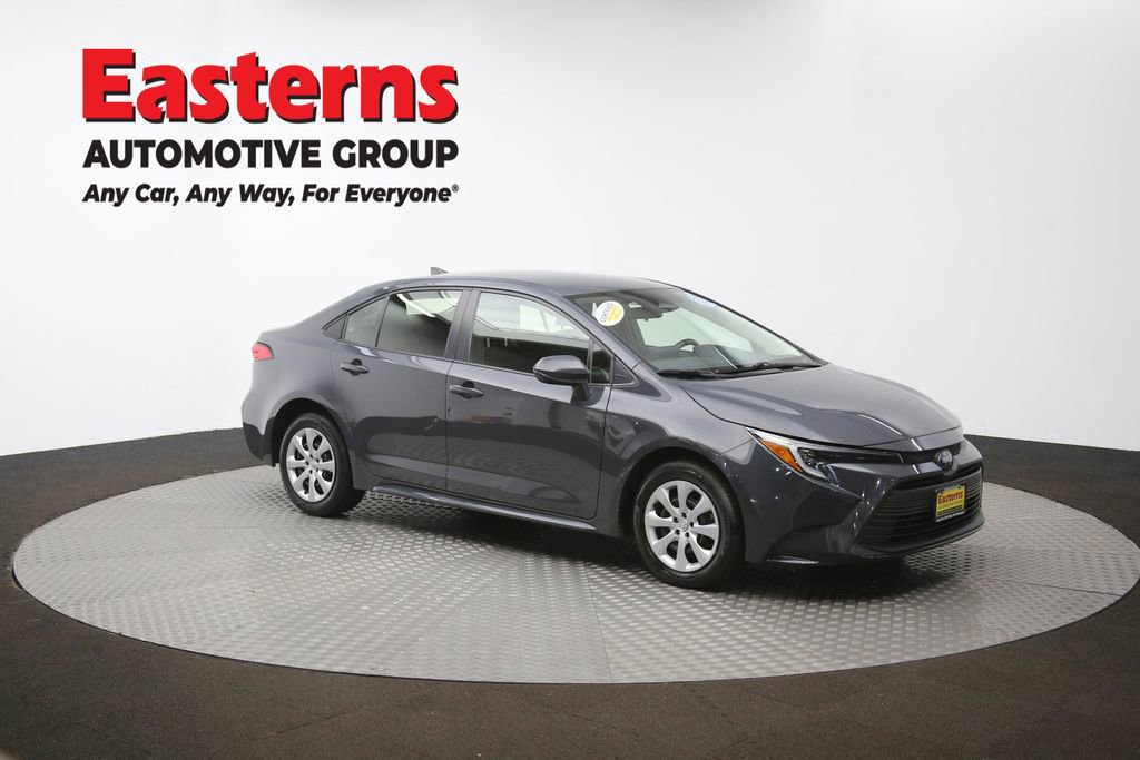 Used 2023 Toyota Corolla LE FWD image 47