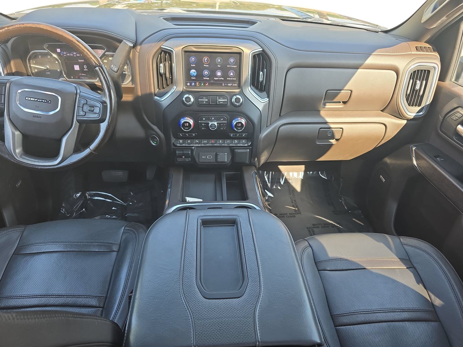 Used 2022 GMC Sierra 2500 Denali w/ Denali Ultimate Package AWD/4WD image 9