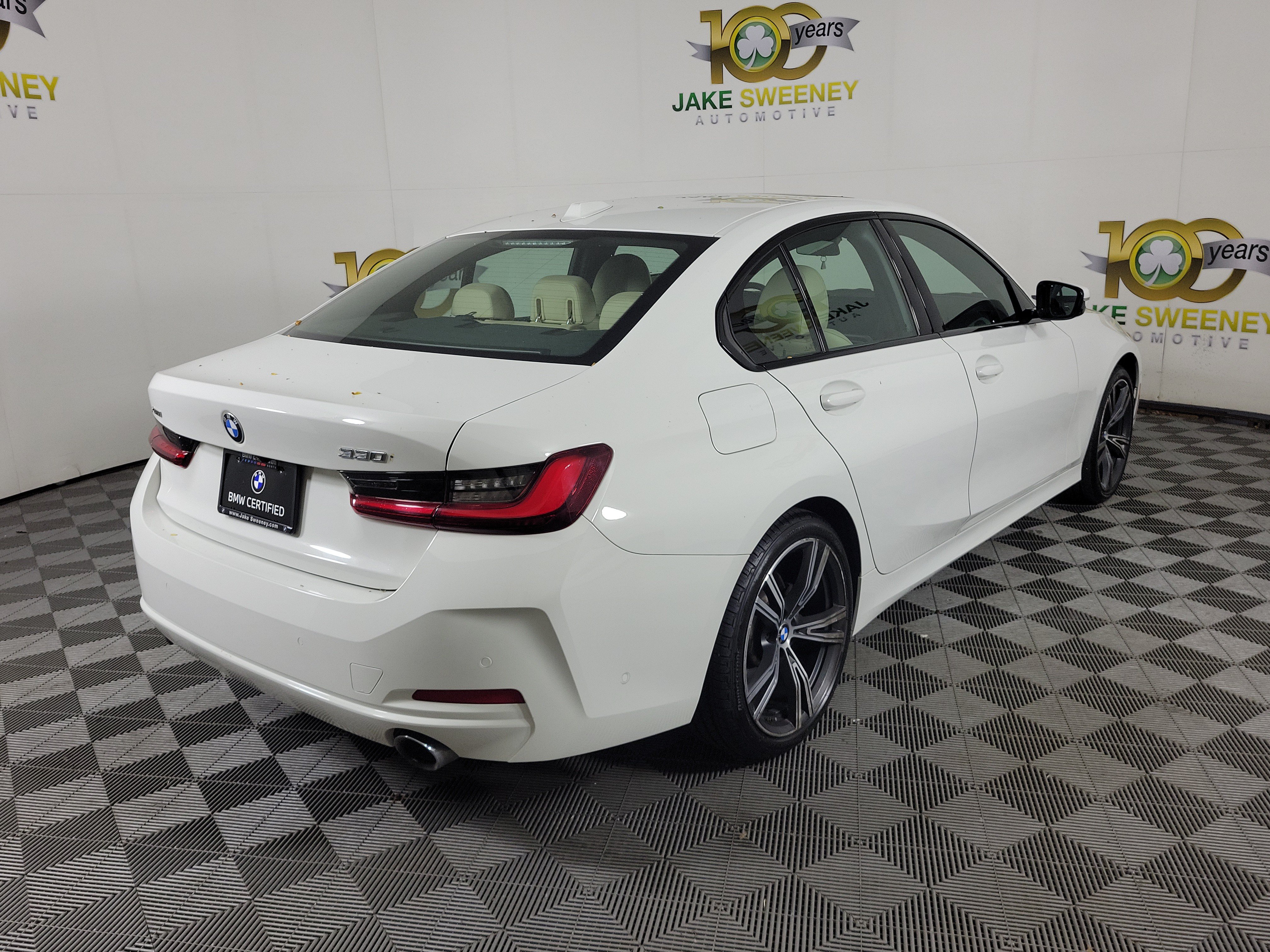 Used 2023 BMW 330i xDrive Sedan w/ Parking Assistance Package AWD/4WD image 7
