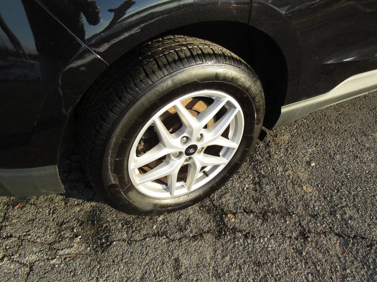 Used 2023 Ford Edge SEL image 32