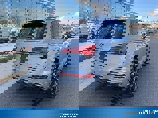 Used 2022 Audi Q5 2.0T Prestige w/ Prestige Package image 8