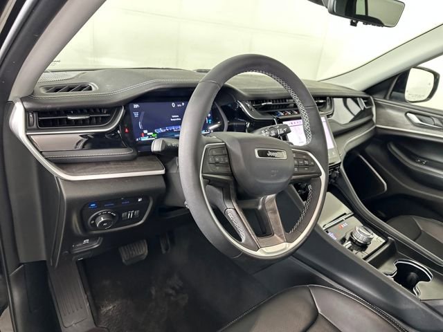 Used 2023 Jeep Grand Cherokee 30th Anniversary image 13