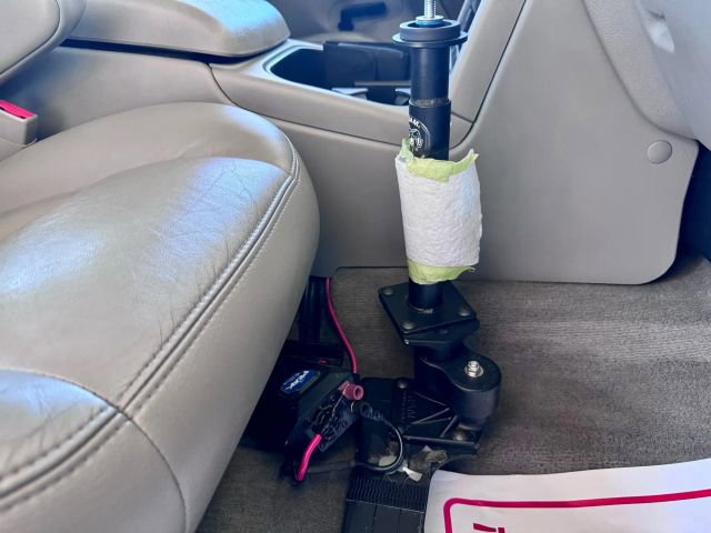 Used 2007 GMC Sierra 3500 SLT w/ Heavy-Duty Power Package image 20