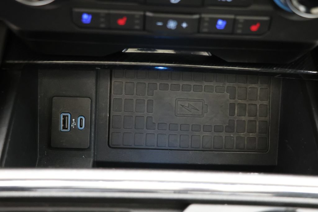Used 2021 Ford F450 Platinum w/ FX4 Off-Road Package AWD/4WD image 34