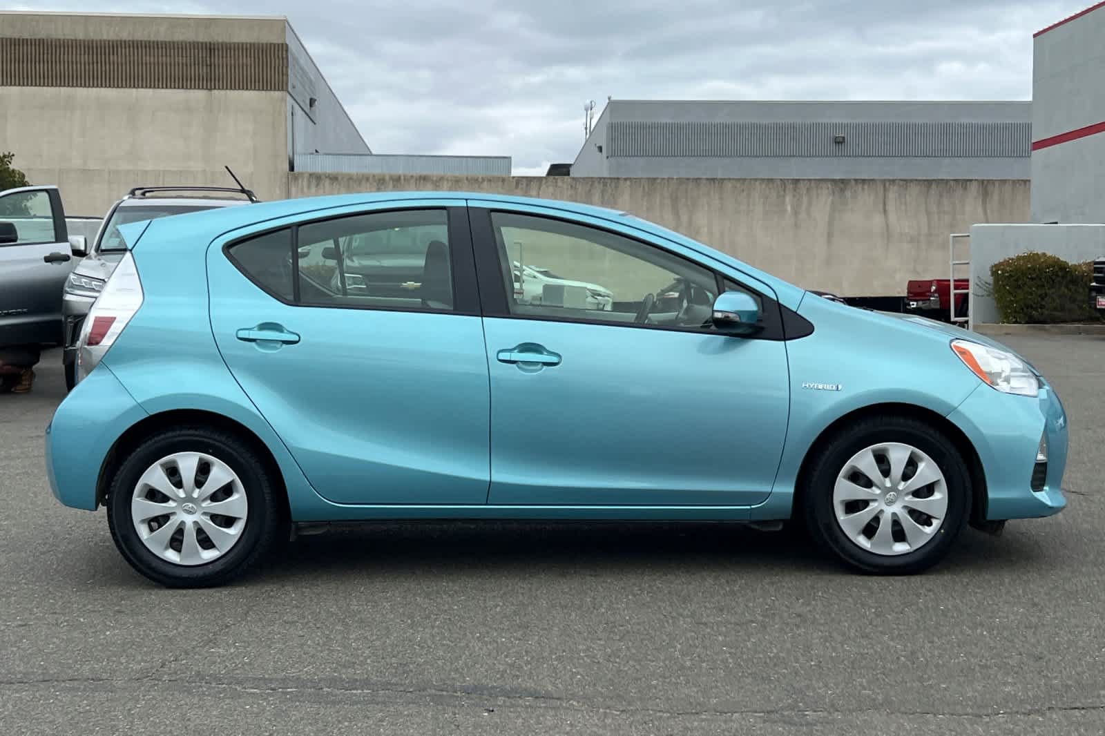 Used 2013 Toyota Prius C One FWD image 6