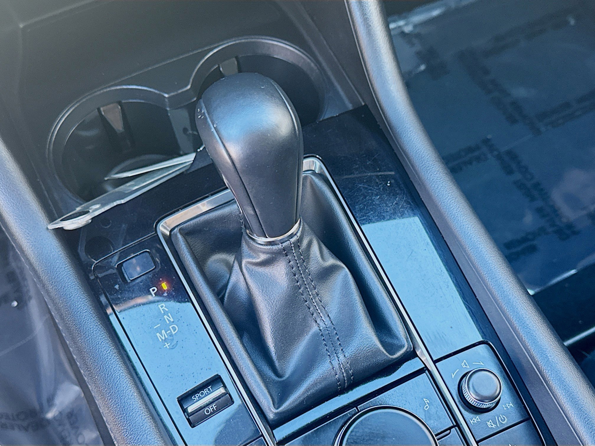 Used 2022 MAZDA MAZDA3 s image 16