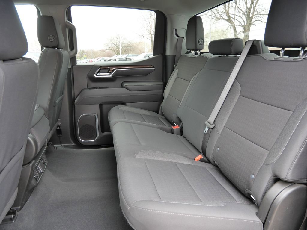 Used 2025 Chevrolet Silverado 1500 LT w/ Work Truck Package AWD/4WD image 27