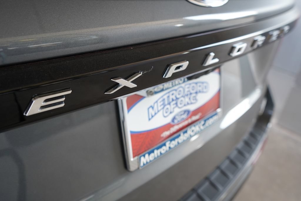 New 2026 Ford Explorer Active w/ Active Comfort Package AWD/4WD image 6