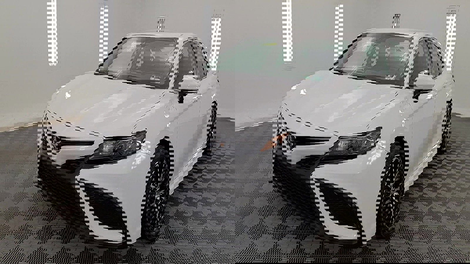 Certified 2024 Toyota Camry SE w/ Cold Weather Package image 8