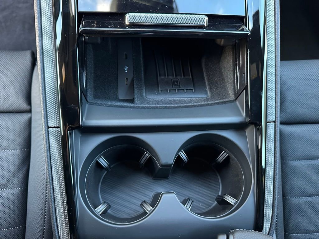 Used 2026 Porsche Panamera image 26