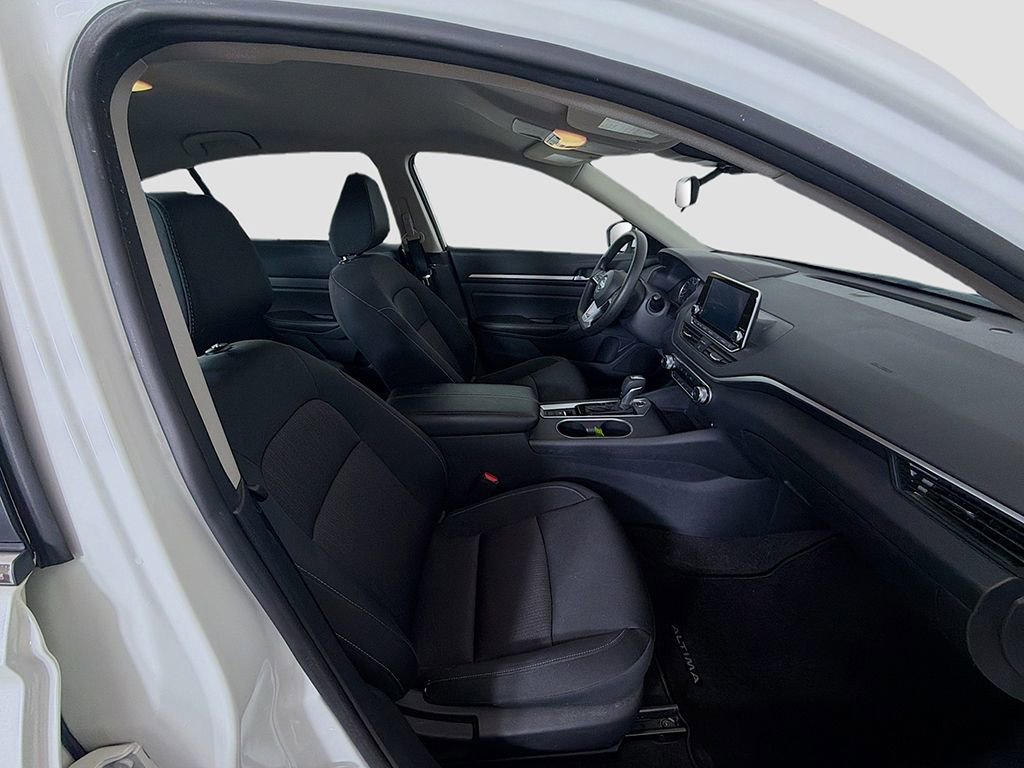 Used 2022 Nissan Altima 2.5 SV image 17