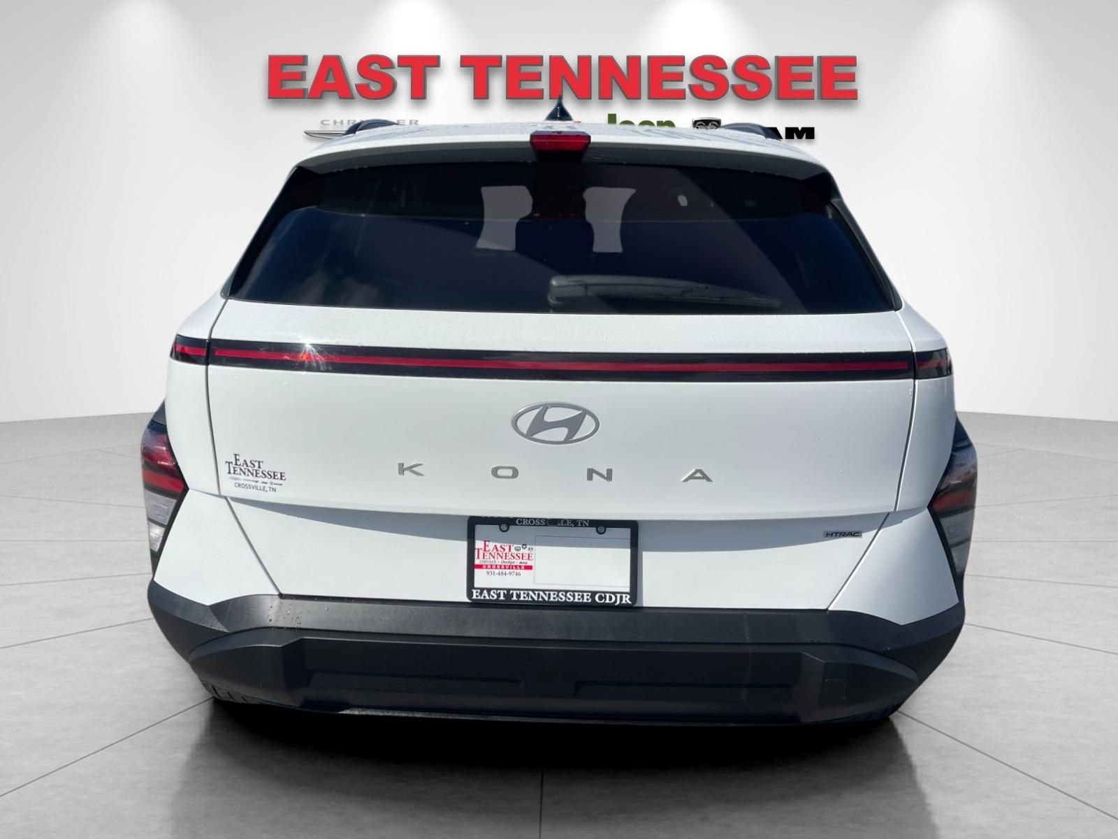 Used 2025 Hyundai Kona SEL image 4