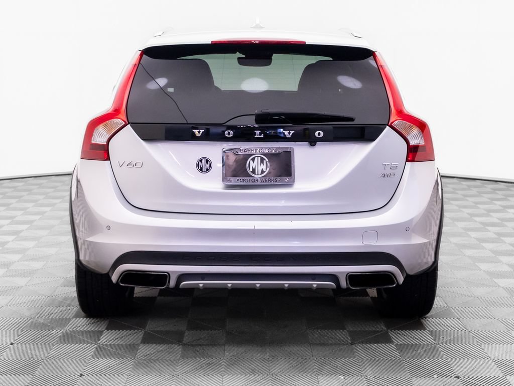 Used 2016 Volvo V60 T5 Cross Country w/ Climate Package AWD/4WD image 5