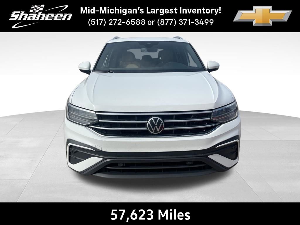 Used 2022 Volkswagen Tiguan SE image 2