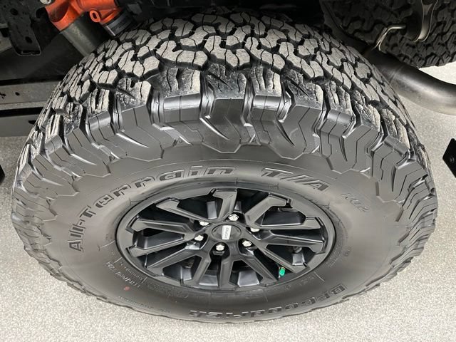 Used 2025 Ford F150 Raptor AWD/4WD image 14