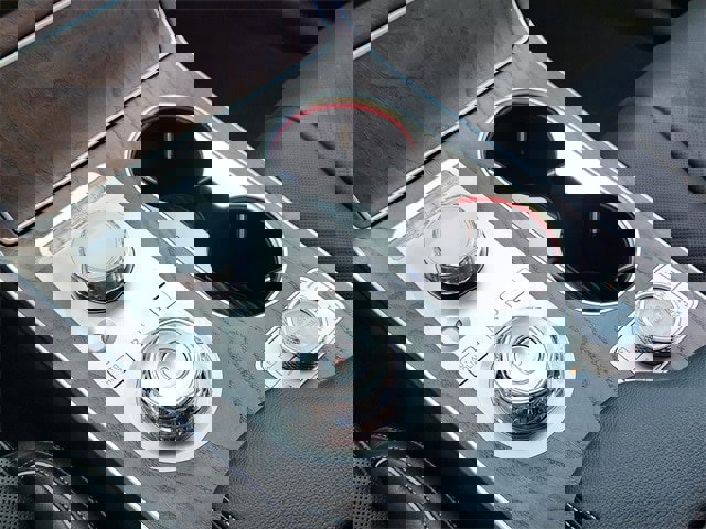 Used 2025 Genesis GV80 2.5T Prestige image 16