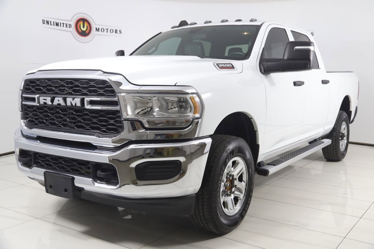 Used 2023 RAM 3500 Tradesman w/ Chrome Appearance Group image 5
