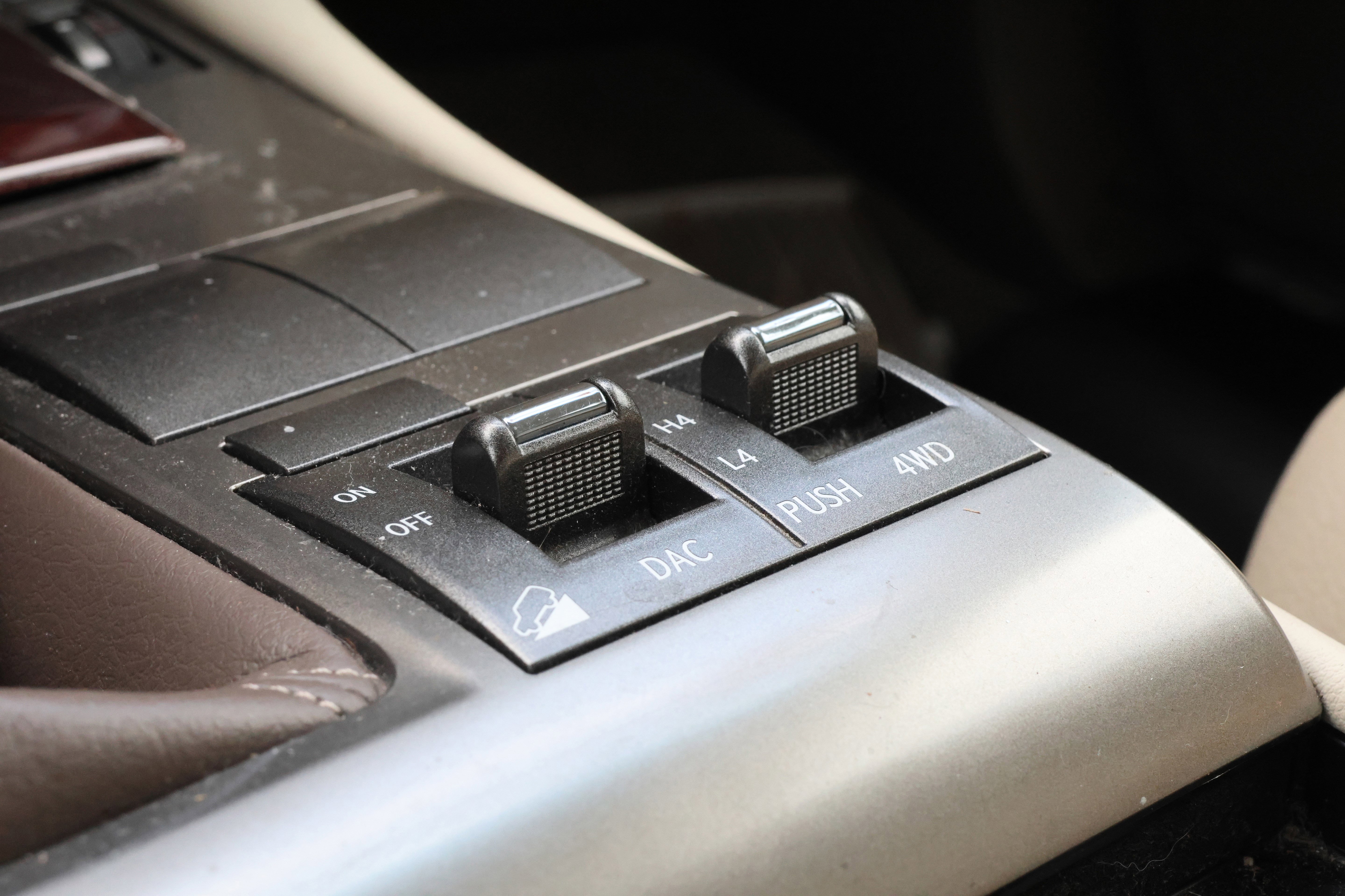 Used 2017 Lexus GX 460 Premium image 31