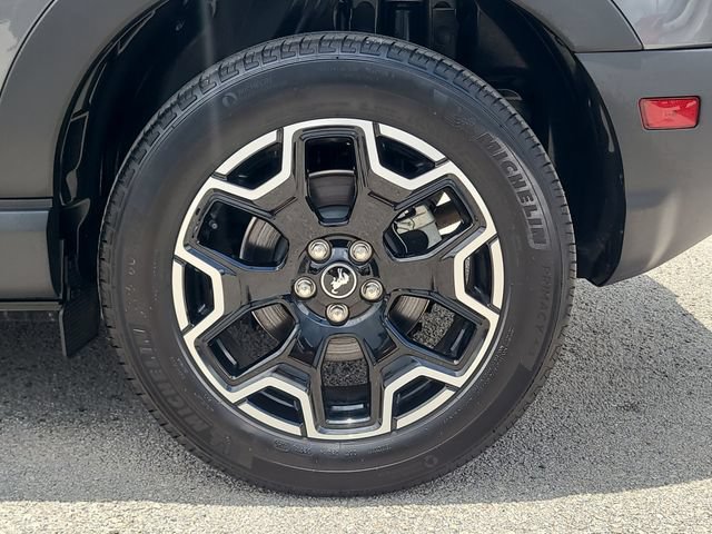 Used 2025 Ford Bronco Sport Outer Banks w/ Outer Banks Tech Package+ AWD/4WD image 8