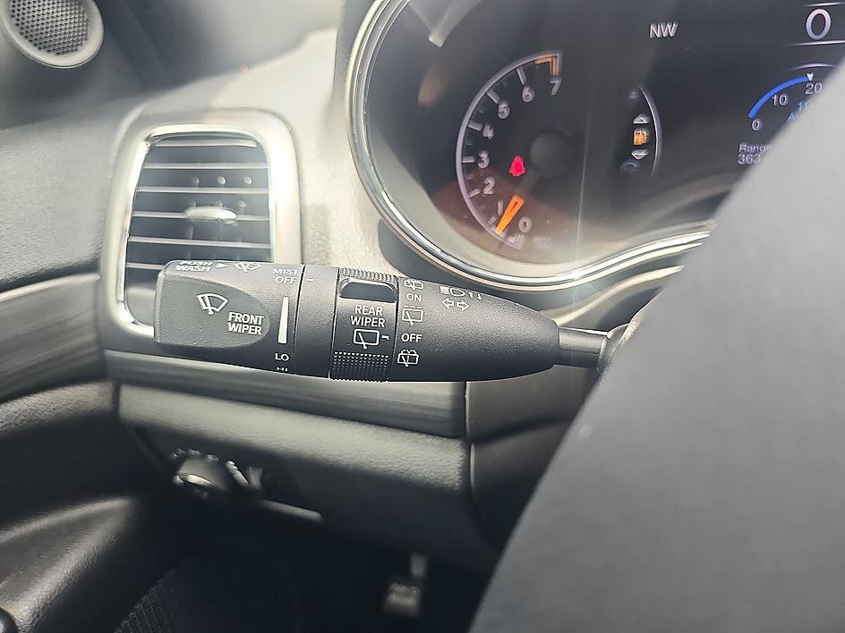 Used 2021 Jeep Grand Cherokee Freedom Edition RWD image 17