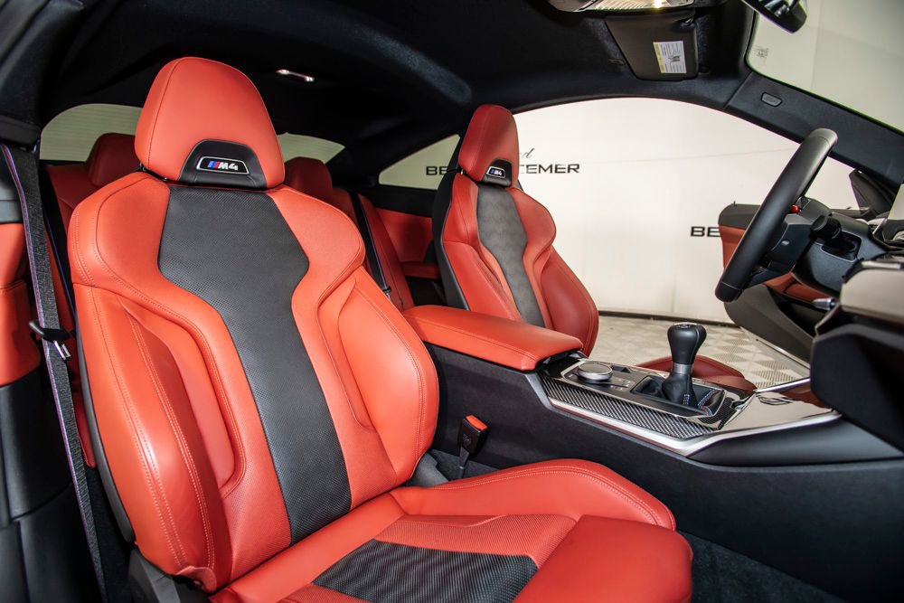 Used 2025 BMW M4 Coupe w/ Executive Package image 21